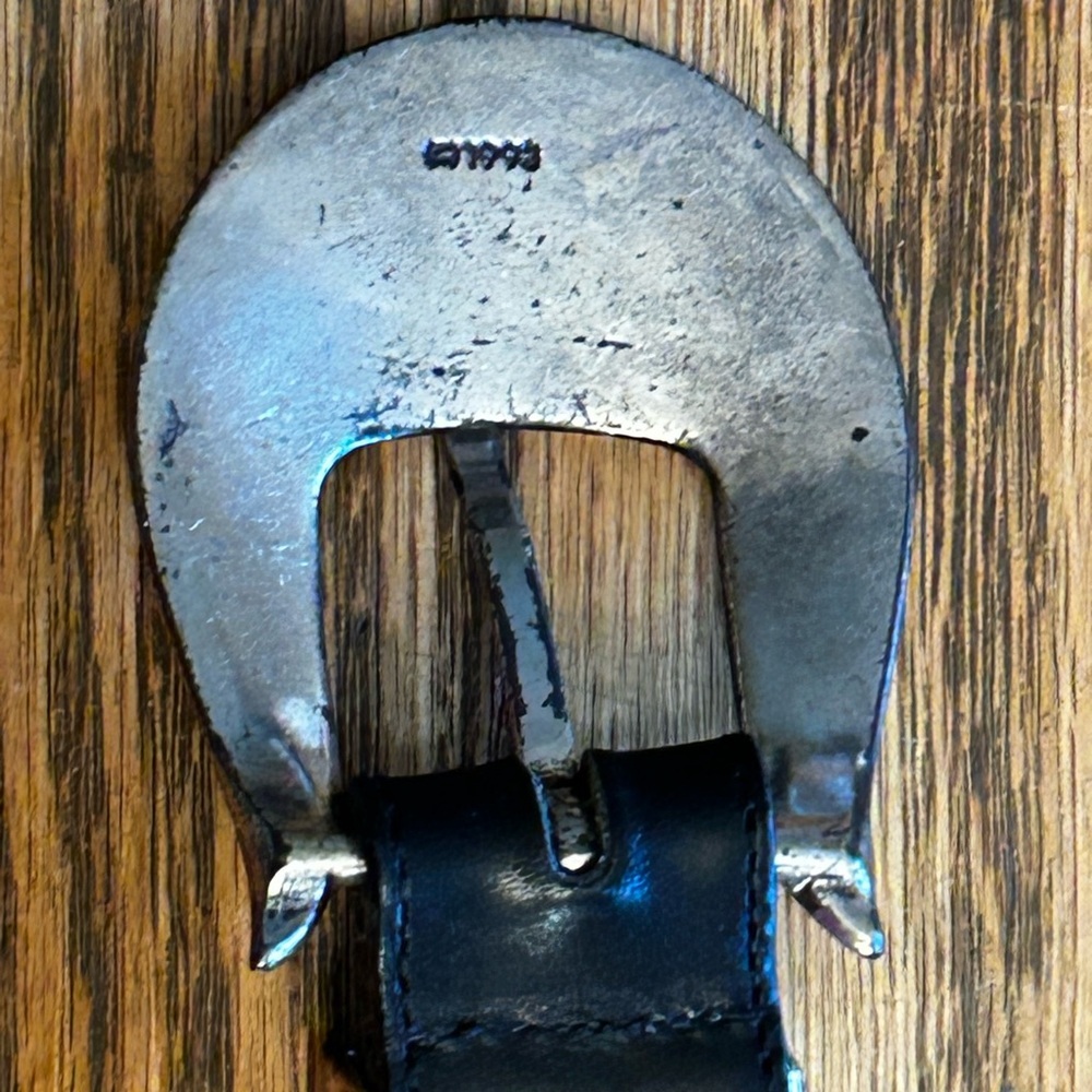 Onyx Women’s Vintage Midnight Black Leather Belt with Silver Details - Picture 8 of 11